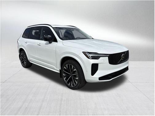 2026 Volvo XC90 B6 Ultra Dark Theme 7-Seater