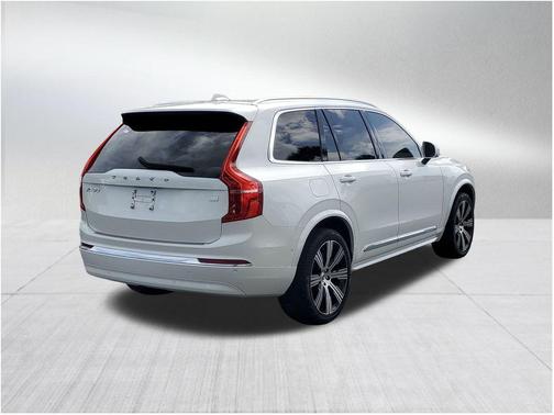 2023 Volvo XC90 Recharge Plug-In Hybrid T8 Plus 6 Passenger