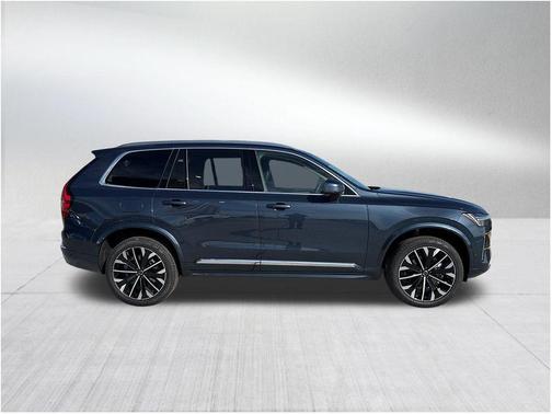 2026 Volvo XC90 B5 Ultra 7-Seater