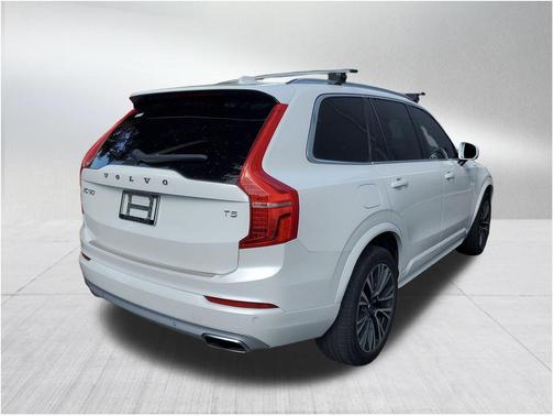 2020 Volvo XC90 T5 Momentum 7 Passenger