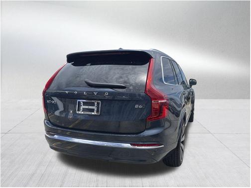 2025 Volvo XC90 B6 Ultra