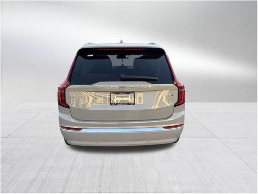 2026 Volvo XC90 B5 Plus 7-Seater
