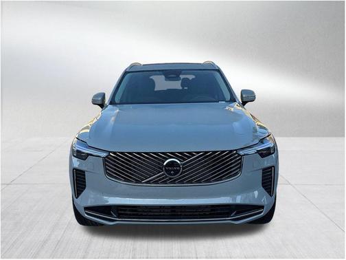 2026 Volvo XC90 B5 Plus 7-Seater