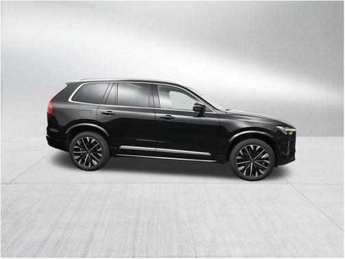 Onyx Black Metallic 2026 Volvo XC90 B6 Plus 7-Seater