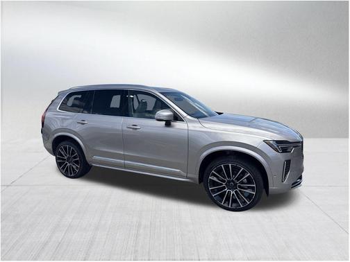 2025 Volvo XC90 B6 Ultra