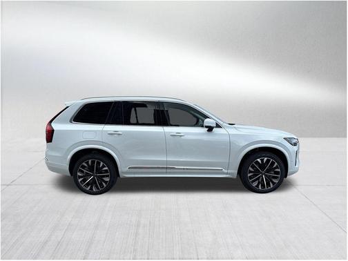 2026 Volvo XC90 B6 Ultra 7-Seater