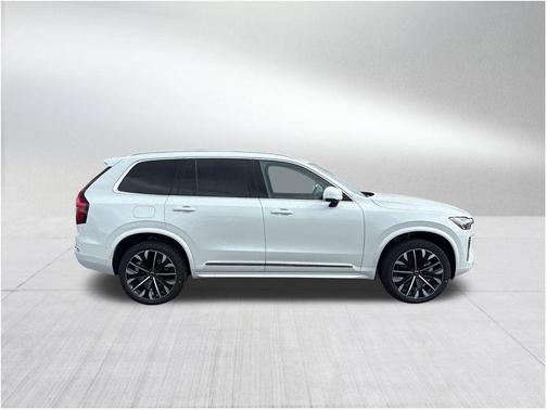 2026 Volvo XC90 B6 Ultra 7-Seater