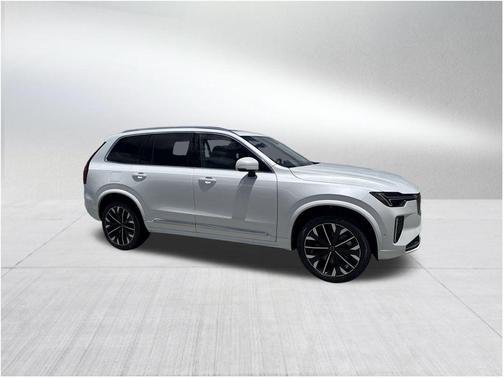 2025 Volvo XC90 Plug-In Hybrid T8 Ultra 7-Seater