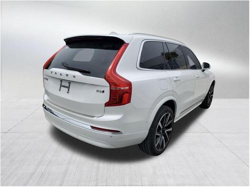 2024 Volvo XC90 B6 Plus Bright Theme 7-Seater