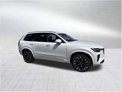 2025 Volvo XC90 Plug-In Hybrid T8 Plus 7-Seater