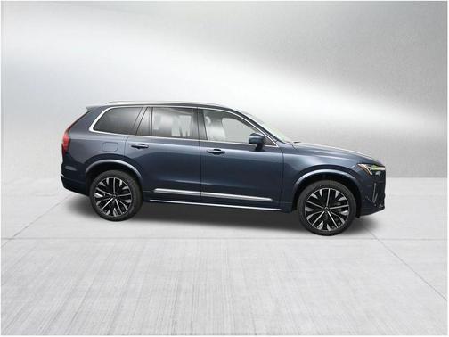 Denim Blue Metallic 2026 Volvo XC90 B6 Ultra 7-Seater