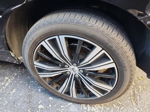 2022 Volvo XC60 B5 Inscription