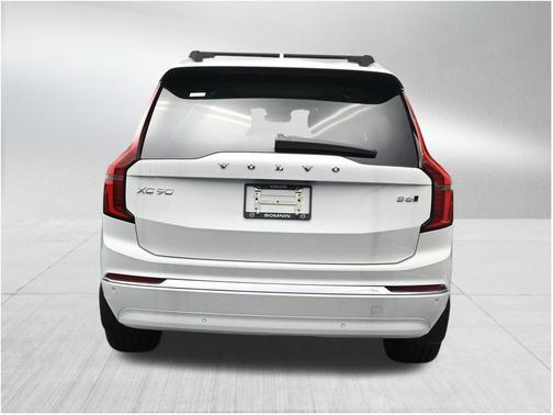 Crystal White Pearl 2026 Volvo XC90 B6 Ultra 7-Seater