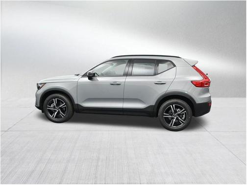 Gray Metallic 2026 Volvo XC40 B5 Core