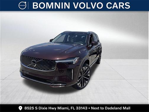 2025 Volvo XC90 B6 Core
