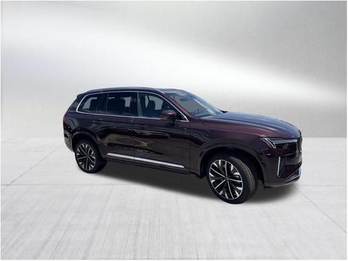2025 Volvo XC90 B6 Core