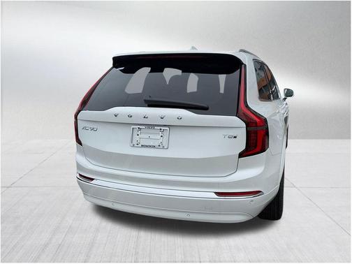 2025 Volvo XC90 Plug-In Hybrid T8 Ultra 7-Seater