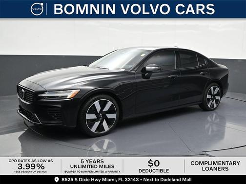 2024 Volvo S60 Recharge Plug-In Hybrid T8 Plus Dark Theme