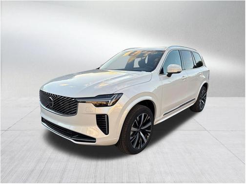 2026 Volvo XC90 B5 Core