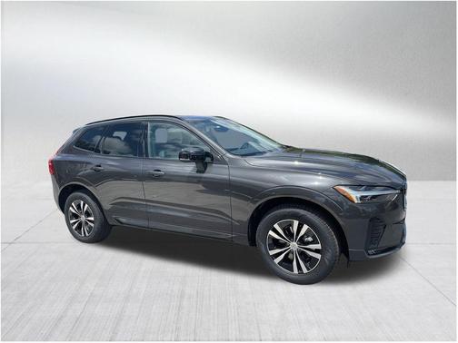 2025 Volvo XC60 B5 Core