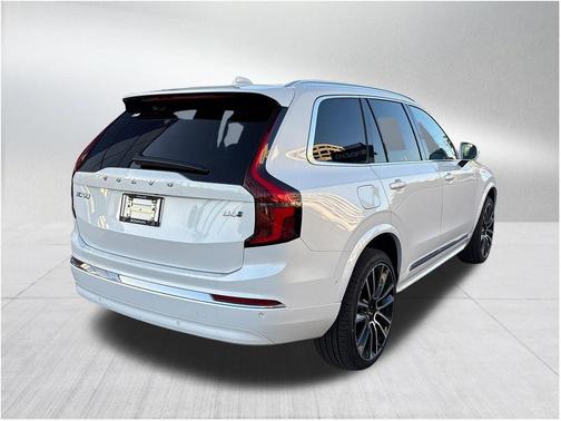 2026 Volvo XC90 B6 Plus 7-Seater