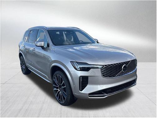 2026 Volvo XC90 B6 Plus 7-Seater