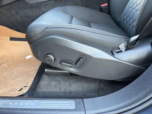 2026 Volvo XC90 B5 Plus 7-Seater