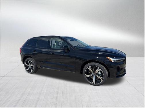 2025 Volvo XC60 Plug-In Hybrid T8 Ultra