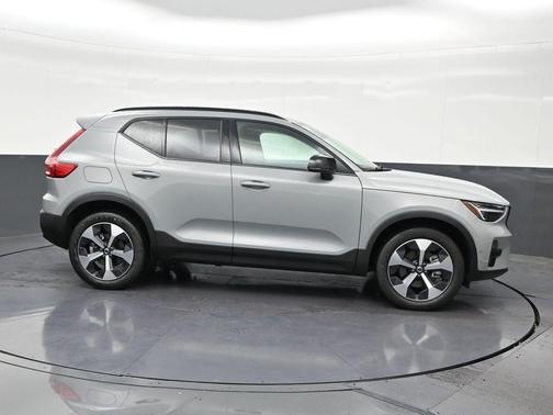 Gray Metallic 2026 Volvo XC40 B5 Plus