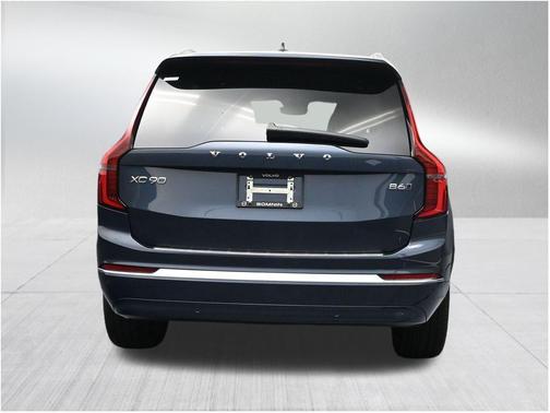 Denim Blue Metallic 2026 Volvo XC90 B6 Plus 7-Seater