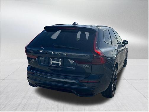 2026 Volvo XC60 Plug-In Hybrid T8 Ultra