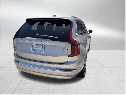 2025 Volvo XC90 B6 Ultra