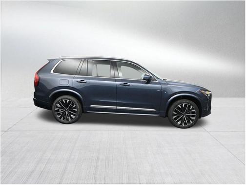 Denim Blue Metallic 2026 Volvo XC90 B6 Ultra 7-Seater