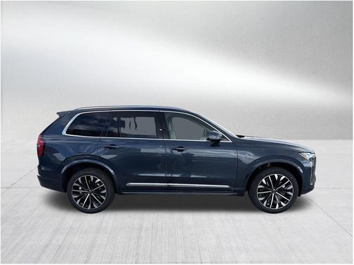 Denim Blue Metallic 2026 Volvo XC90 B6 Ultra 7-Seater