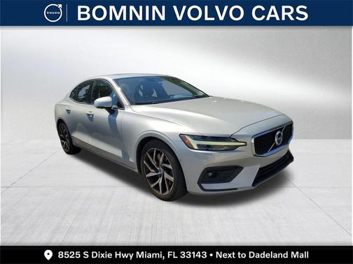 2019 Volvo S60 T6 Momentum