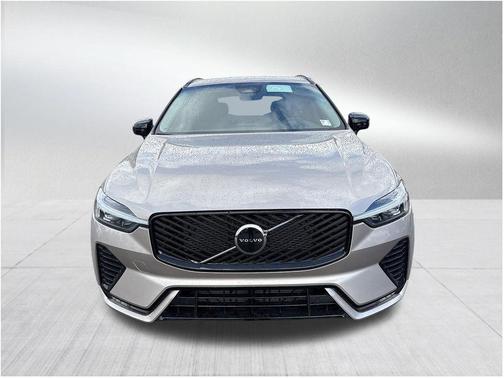2026 Volvo XC60 B5 Core
