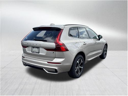 2026 Volvo XC60 B5 Core