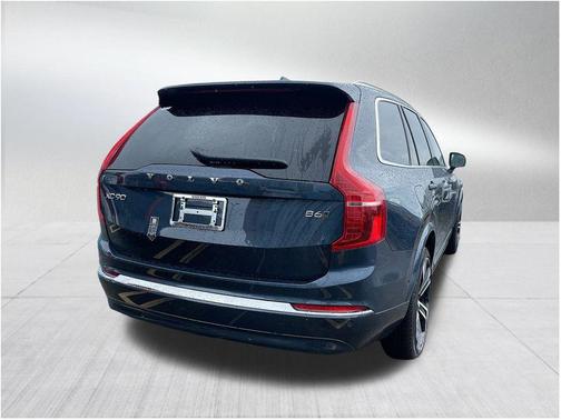 2025 Volvo XC90 B6 Ultra