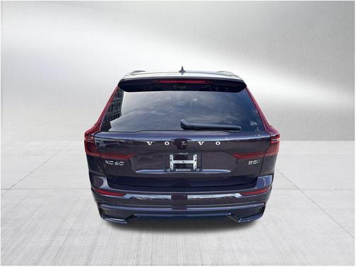 2026 Volvo XC60 B5 Core
