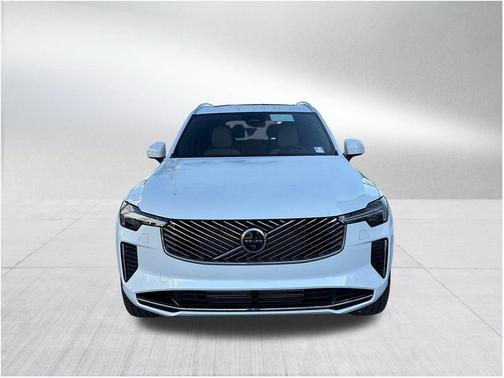 2026 Volvo XC90 Plug-In Hybrid T8 Plus 7-Seater