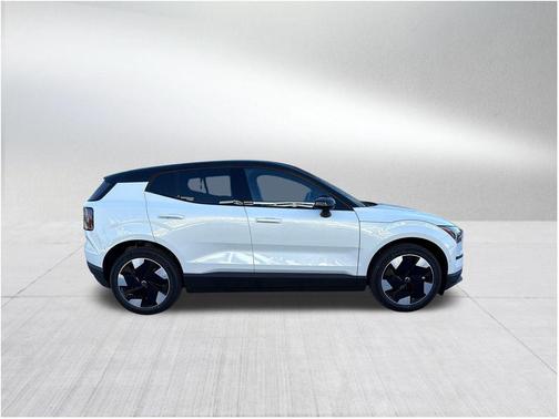 2026 Volvo EX30 Twin Motor Ultra