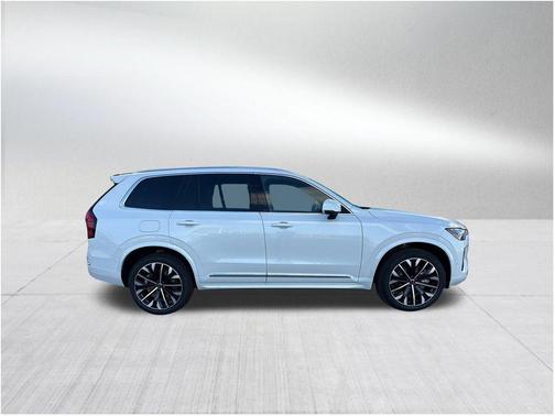 2026 Volvo XC90 Plug-In Hybrid T8 Plus 7-Seater
