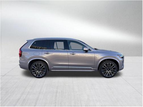 2026 Volvo XC90 B6 Ultra 6-Seater