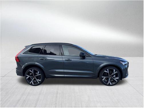 2026 Volvo XC60 Plug-In Hybrid T8 Ultra