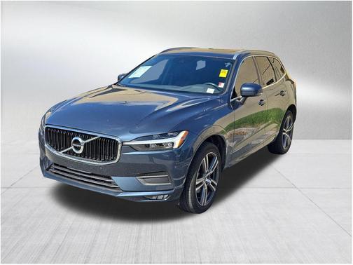 2021 Volvo XC60 T5 Momentum