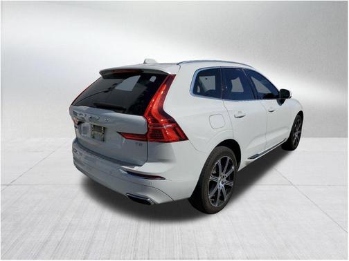 2021 Volvo XC60 T5 Inscription