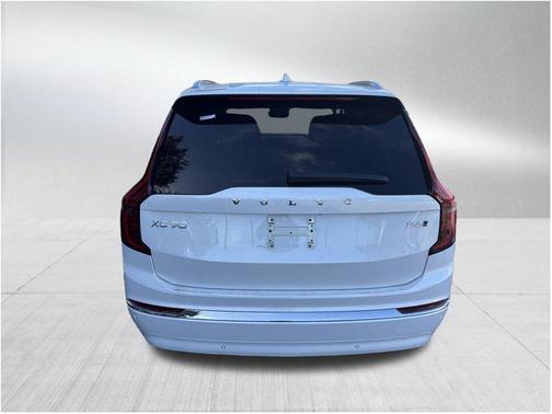 2026 Volvo XC90 B6 Ultra 7-Seater