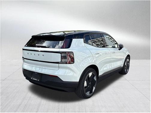 2026 Volvo EX30 Twin Motor Plus