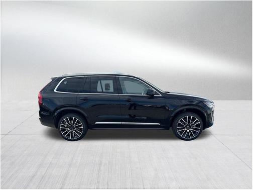 2026 Volvo XC90 B6 Ultra Dark Theme 6-Seater