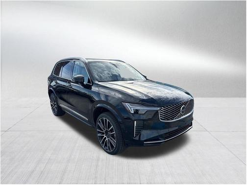 2026 Volvo XC90 B6 Ultra Dark Theme 6-Seater